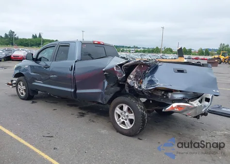 2008 Toyota Tundra Base 5.7L V8 z USA, uszkodzony, nr VIN 5TFCV54168X006161